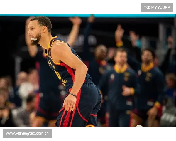 【NBA】库里稳定发挥波杰大爆发勇士123-116湖人,詹姆斯受伤倒地 【NBA】库里稳定发挥波杰大爆发勇士123-116湖人,詹姆斯受伤倒地