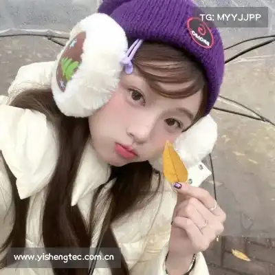 薄霜凤